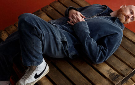 Newton Faulkner: onstage haircuts and new album ‘OCTOPUS’