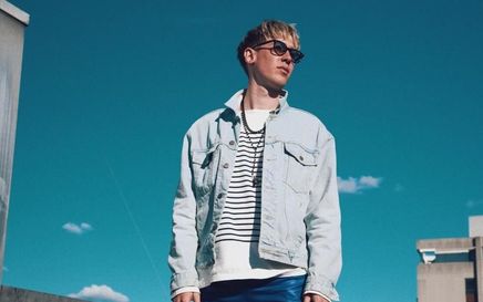 French Original: Making History